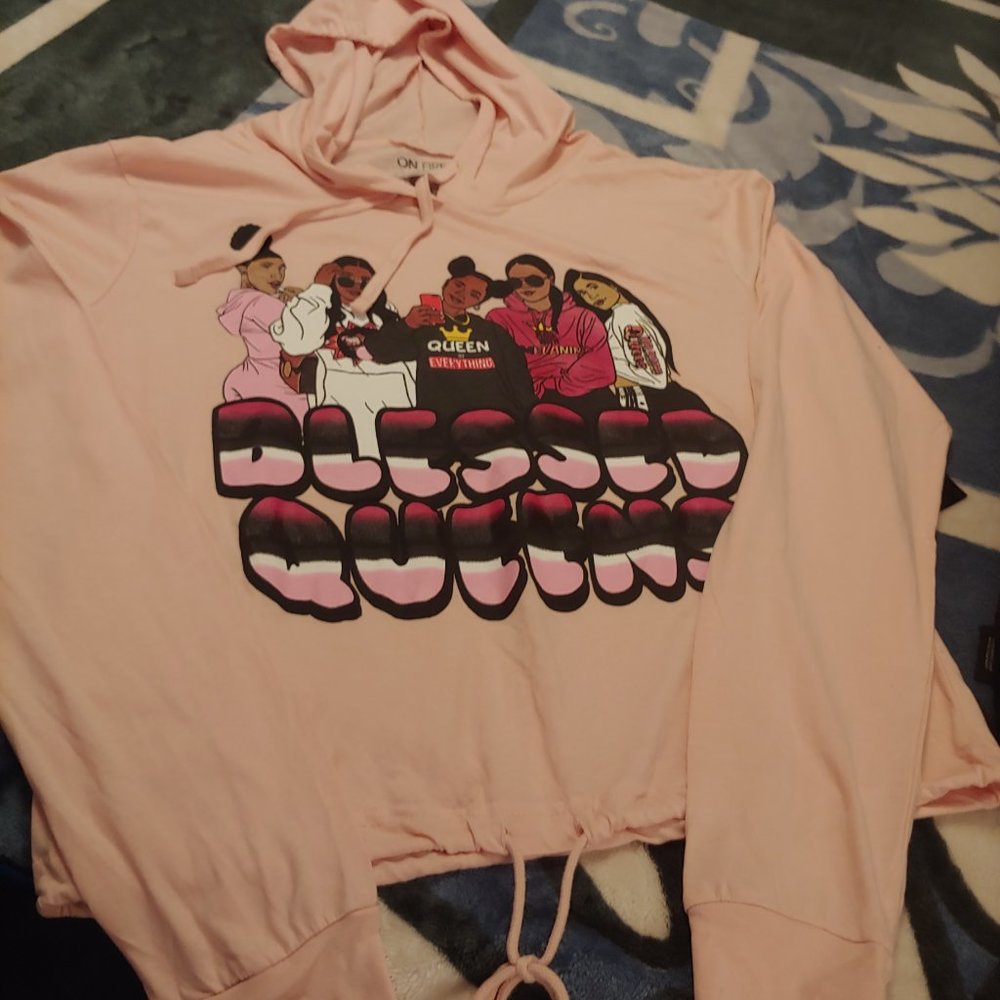 women's  long sleeve tee